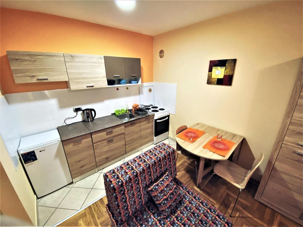 נובי סאד Apartment Vas Raj מראה חיצוני תמונה